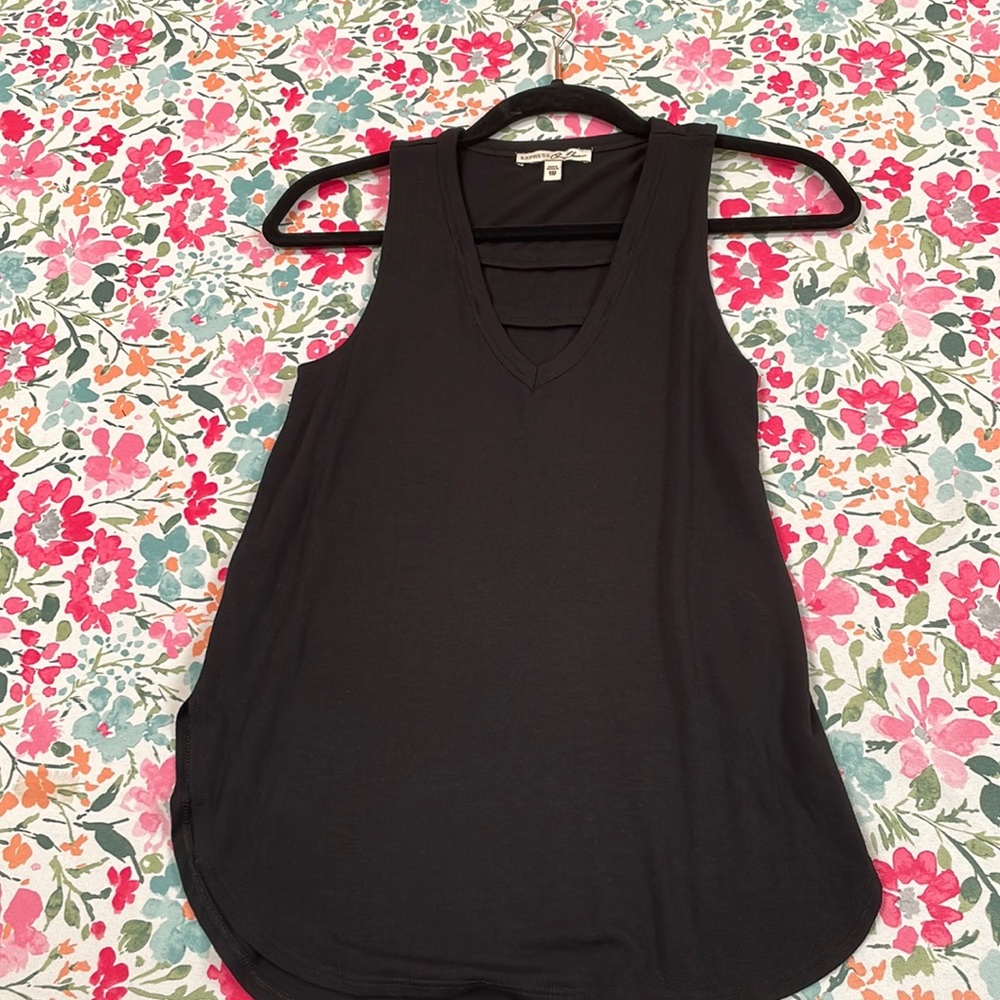 Express ONE ELEVEN V neck tank top XXS